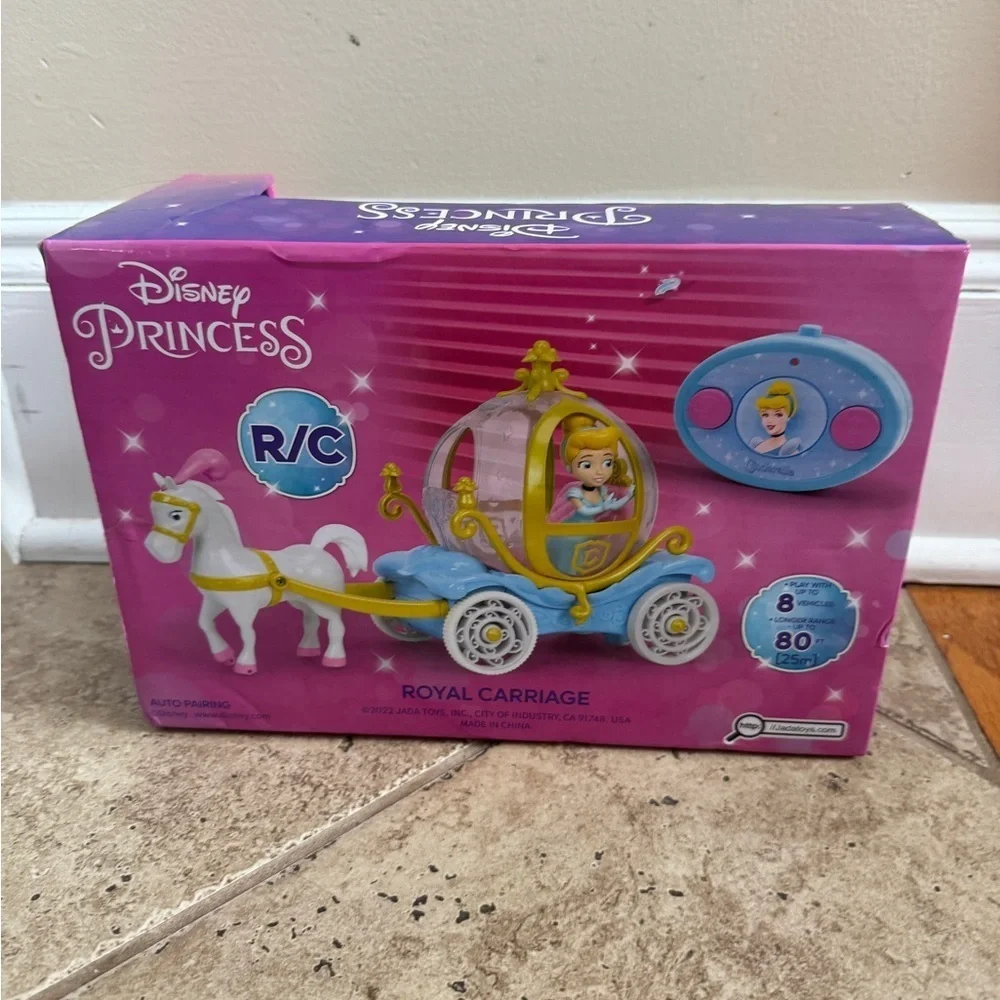 NWT Disney Princess Cinderella Royal Carriage Toy R/C Car Horse Toddler Girl